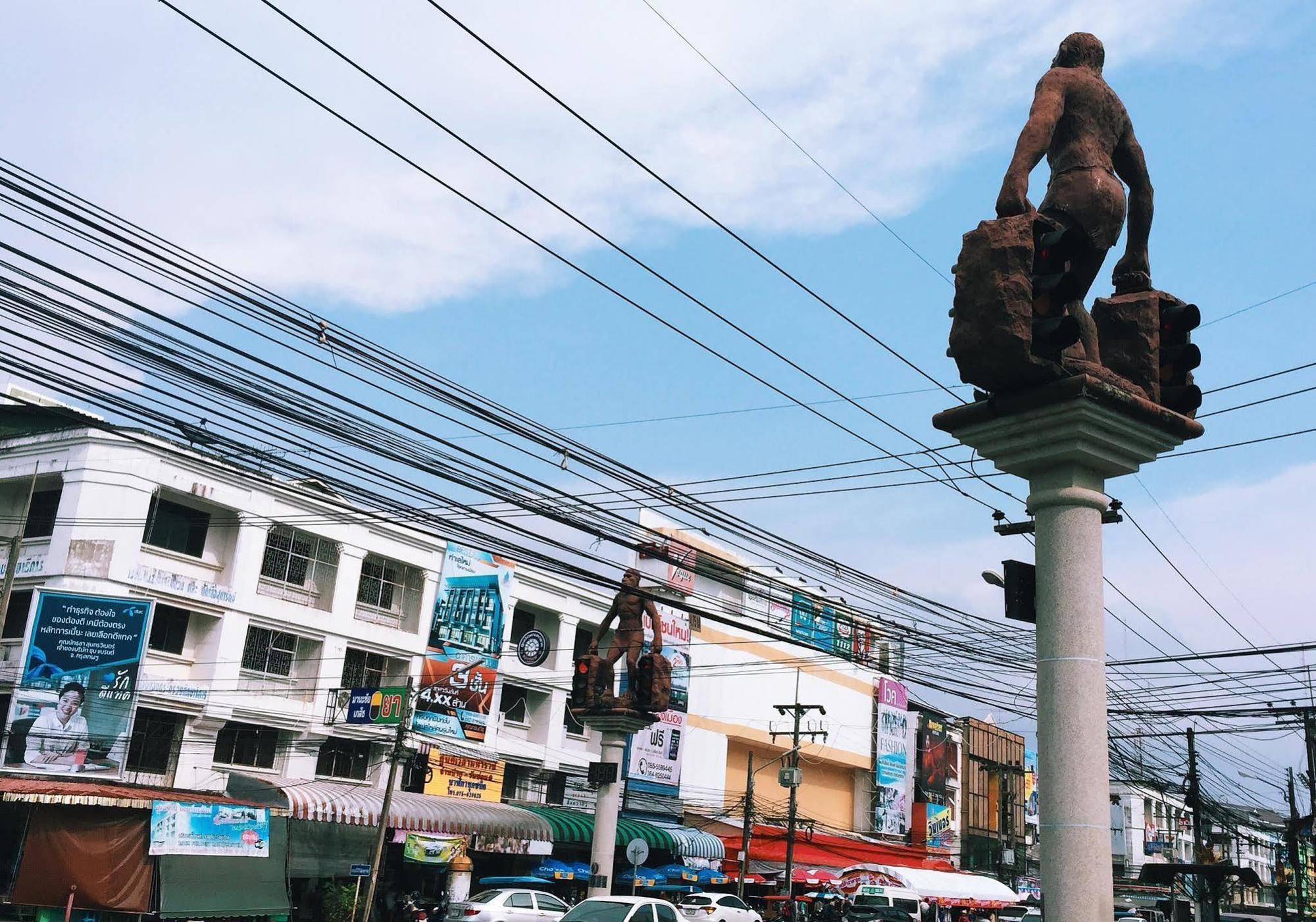 Well Timed Hotel Krabi town Екстериор снимка
